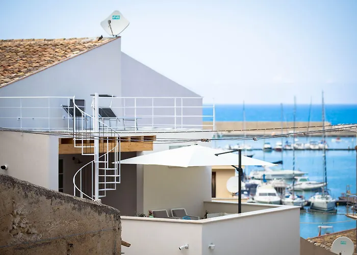 Da Peppa Alojamento de Acomodação e Pequeno-almoço Castellammare del Golfo